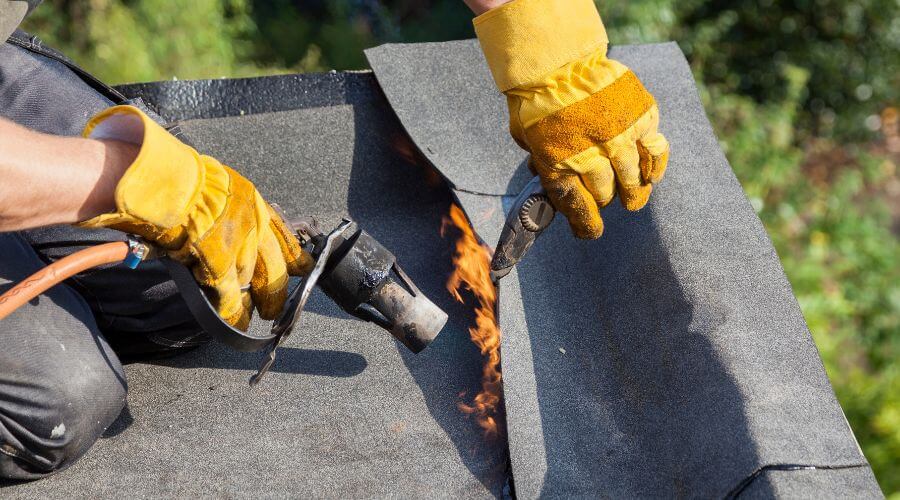 Expert Emergency Roof Repairs services in Smithburg, WV