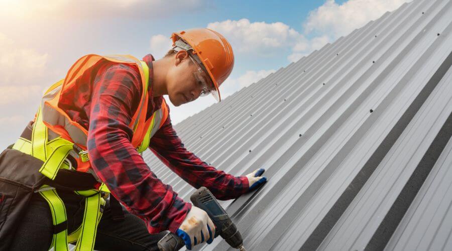 Professional Emergency Roof Repairs services in Smithburg, WV